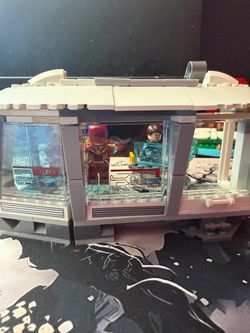 LEGO iron man set