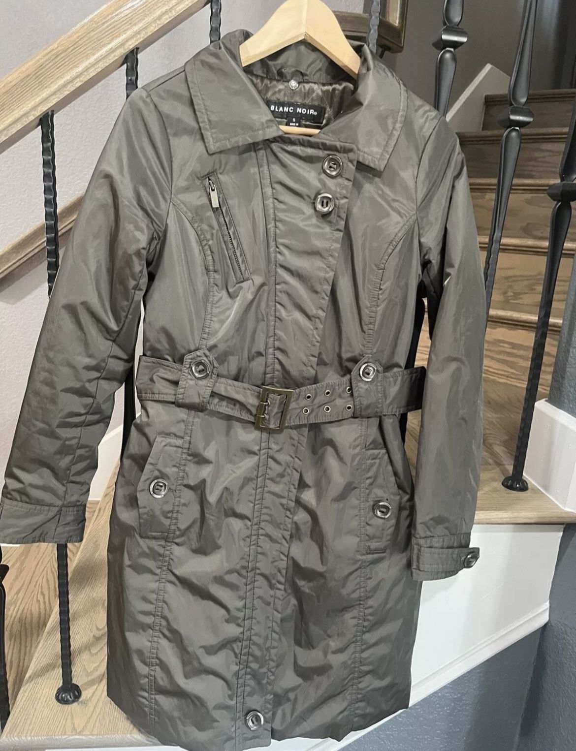 Women’s Small Down Feather Filled Lined Anorak Jacket