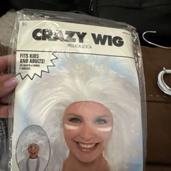  White Wig 