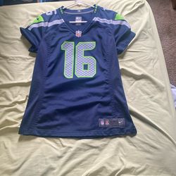 Very New Tyler Lockett Jersey Size Medium Nike