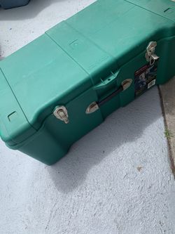 Deluxe Wheeled Trunk Perfect For Storage From Contico