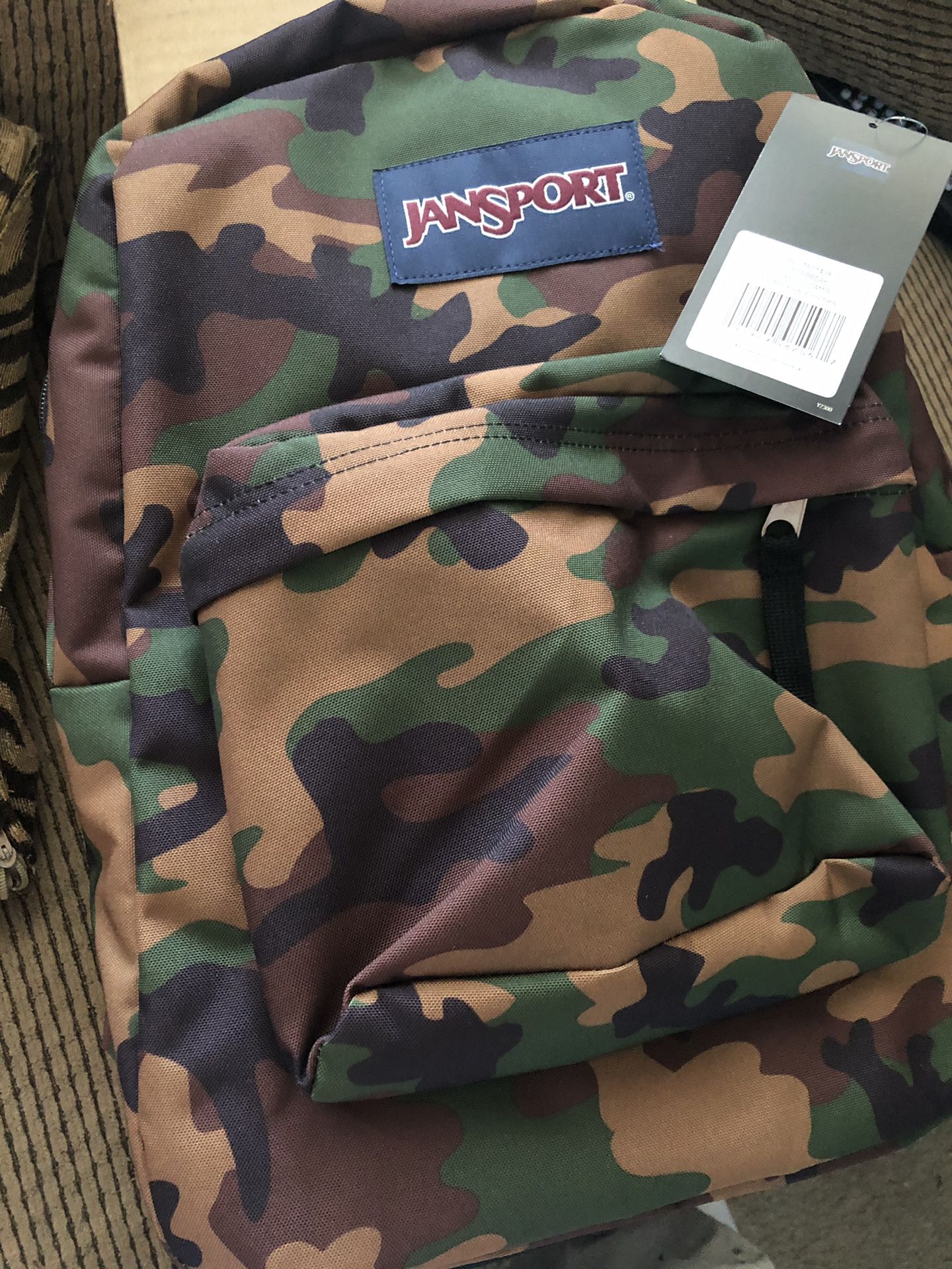 Jansport camo backpack 🎒