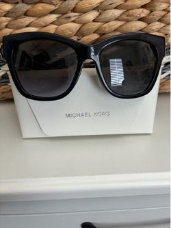 Authentic Michael Kors Cat-Eye Sunglasses Women’s