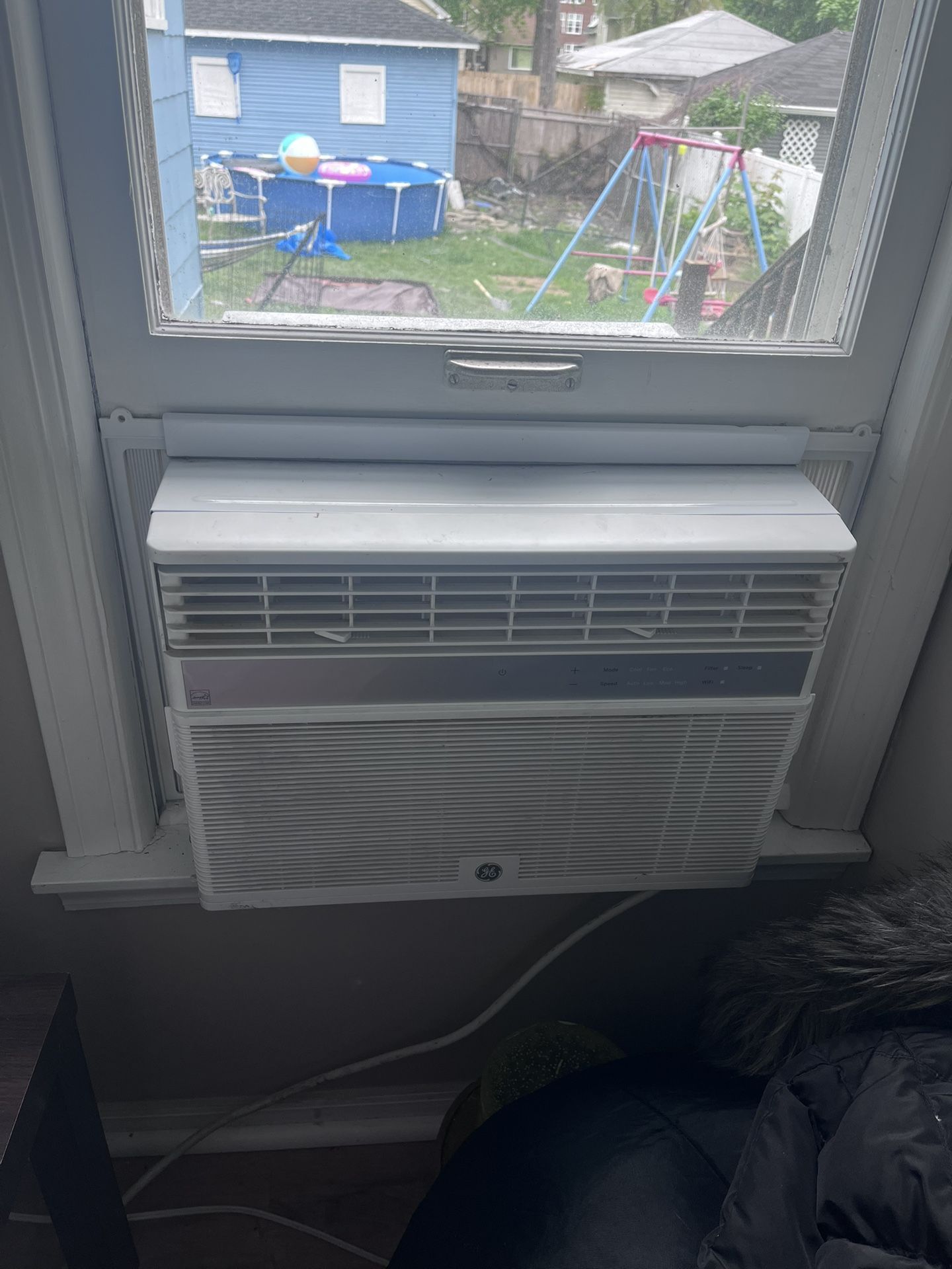 12000 BTU air conditioner