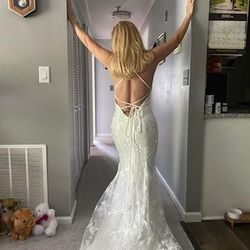 Gorgeous Open Back Wedding Dress And Shoes