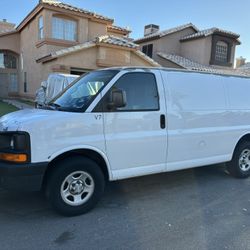 Chevy Express Van 1500 V6 2006 , Clean Nevada Title In My Name, Very Good Condition!