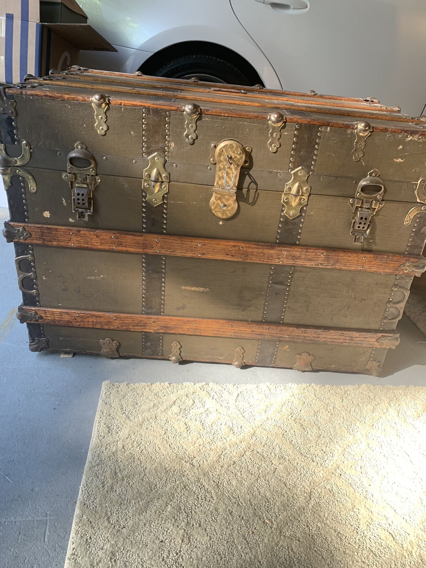 Vintage JR Hughes & Co trunk