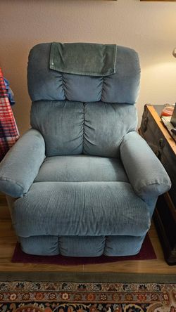 Recliner Chair