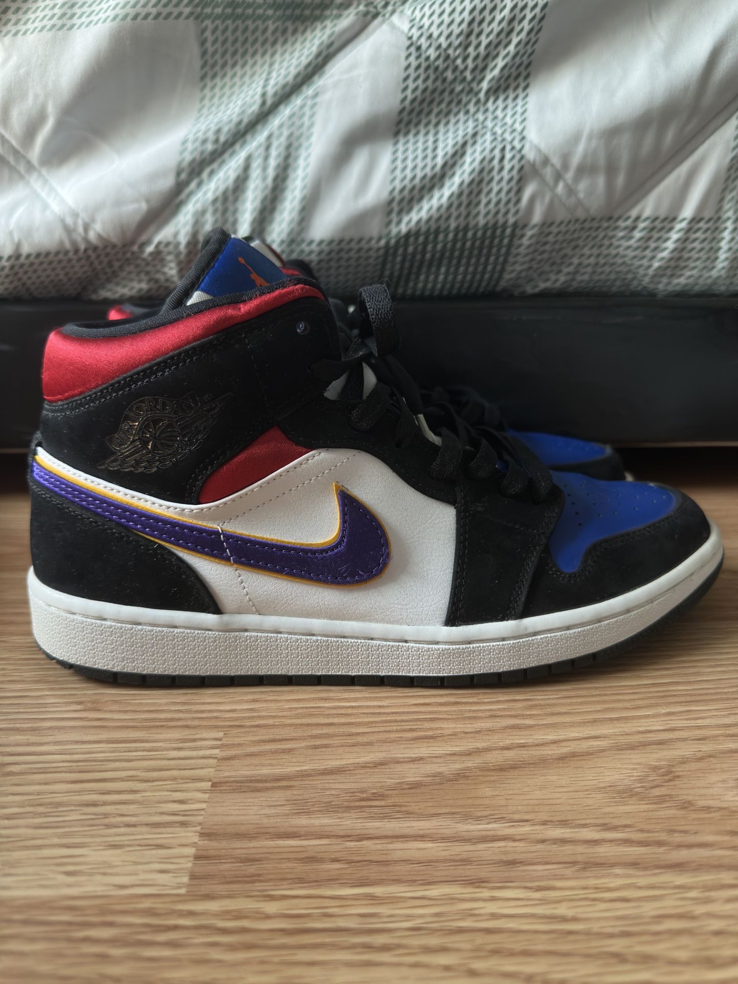Jordan 1 “Lakers Top 3”