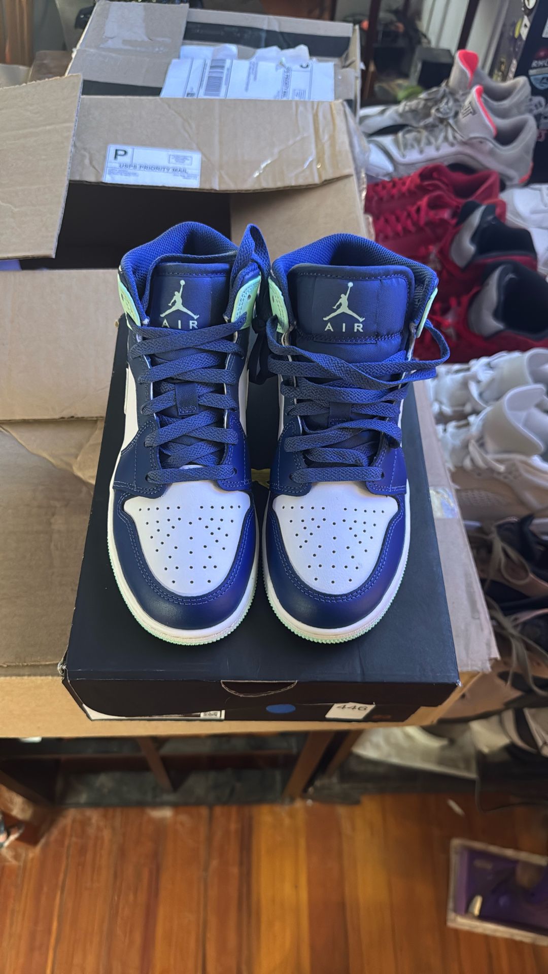 Jordan 1 Mystic Navy Size 4y New