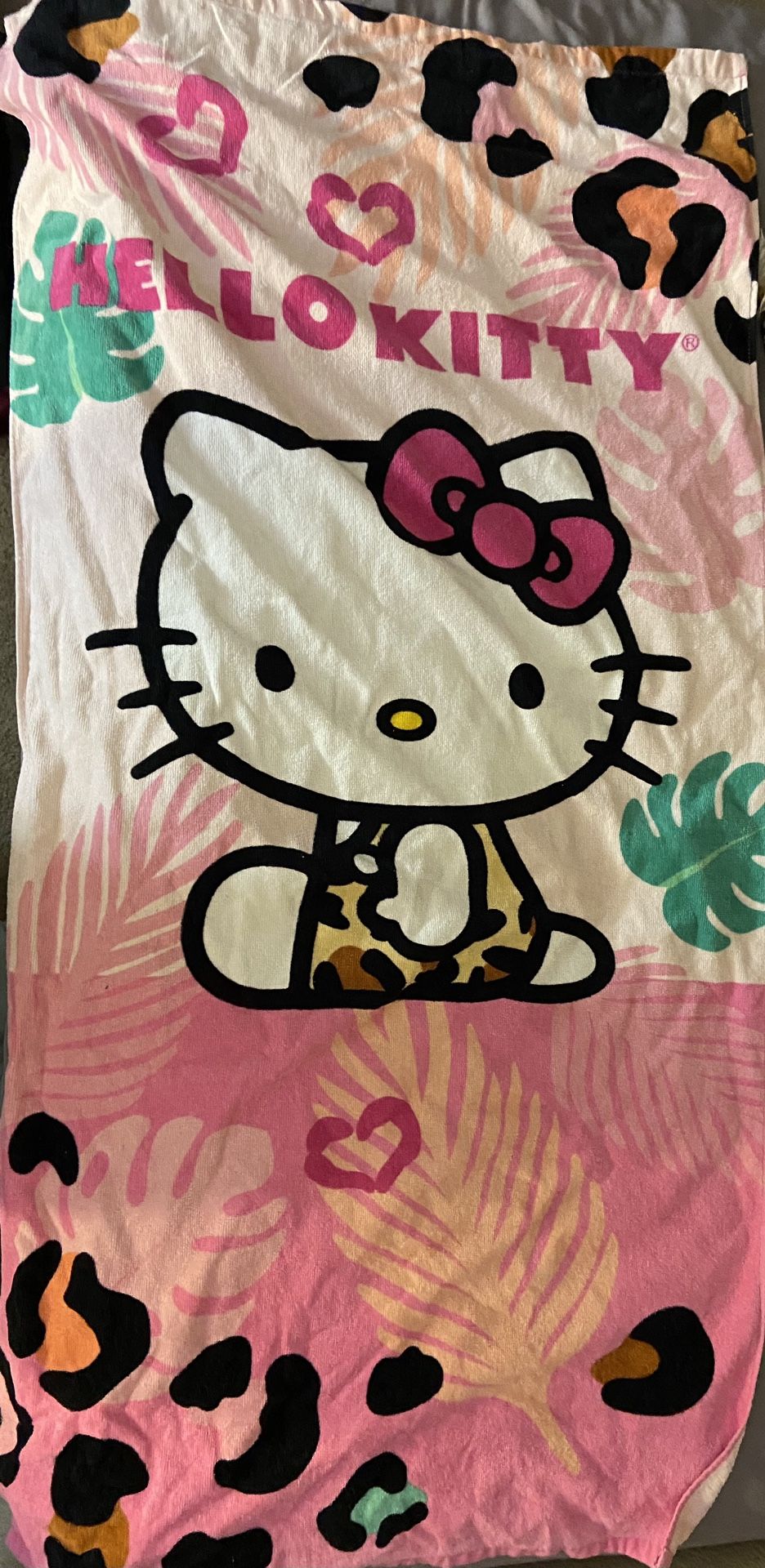 Hello kitty Beach towel 