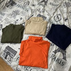 4 Men’s Turtleneck Sweaters Size M