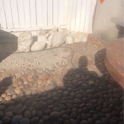 ROCA BLANCA DECORATIVA PARA JARDIN