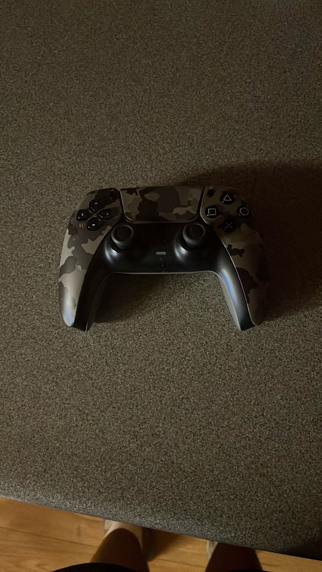 Grey Ps5 Controller