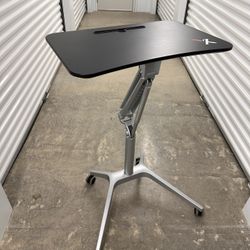 X-Desk Go