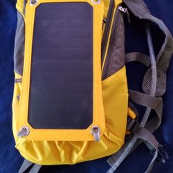 Heli Solar Backpack With Built In Water Pouch