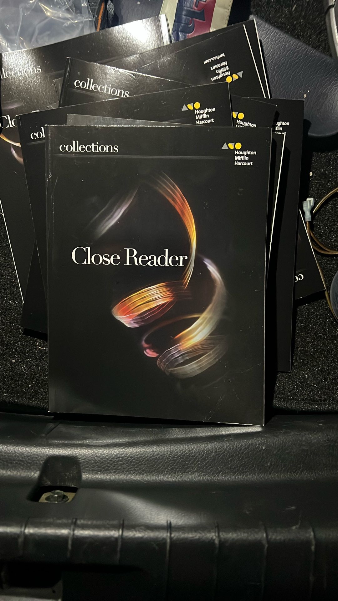 Houghton mifflin Harcourt 11 Grade Close Reader