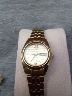 Seiko 5 automatic gold tone vintage rare