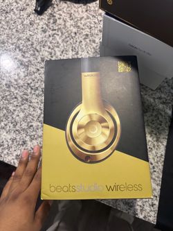 Beats Studio Wireless Limited Edition Gold Headphones
