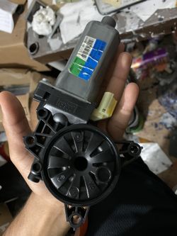 2011-2016 2012 HYUNDAI ELANTRA REAR LEFT Driver Power Window Motor OEM 22257