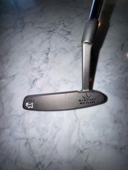 Titleist Scotty Cameron Newport Mid Slant
