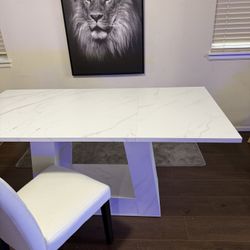 Table (white) Marble