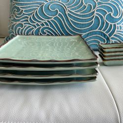 Plates With Sauce Dish