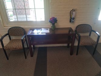 2 chairs 1 glass table like new