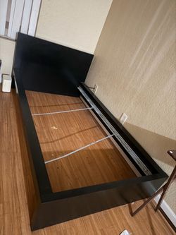 Twin bed frame