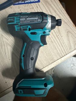 Makita 18V LXT® LITHIUM-ION IMPACT DRIVER (TOOL ONLY)