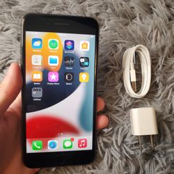 iPhone 8 Plus - UNLOCKED - Like New