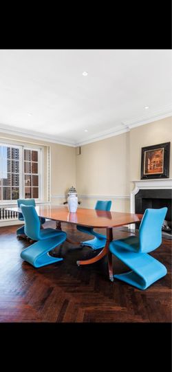 Stunning Dining Chairs all four