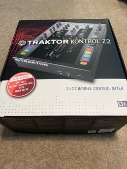 ***MINT*** Native Instruments Traktor Kontrol Z2 Mixer - Serato Ready