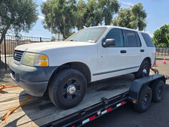 2005 Ford Explorer