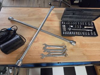 Emergency Car Tools