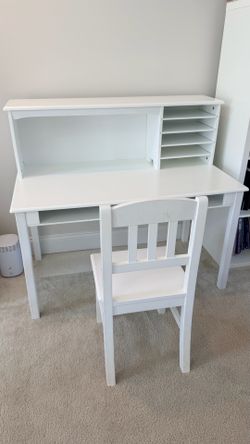 2 White Desk and Chair Sets w Hutch - Can be Sold Separately - Price listed is for 1