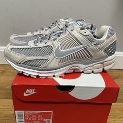 New Mens Nike Zoom Vomero 5