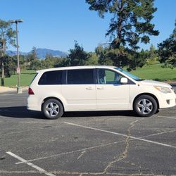 2010 Volkswagen Routan