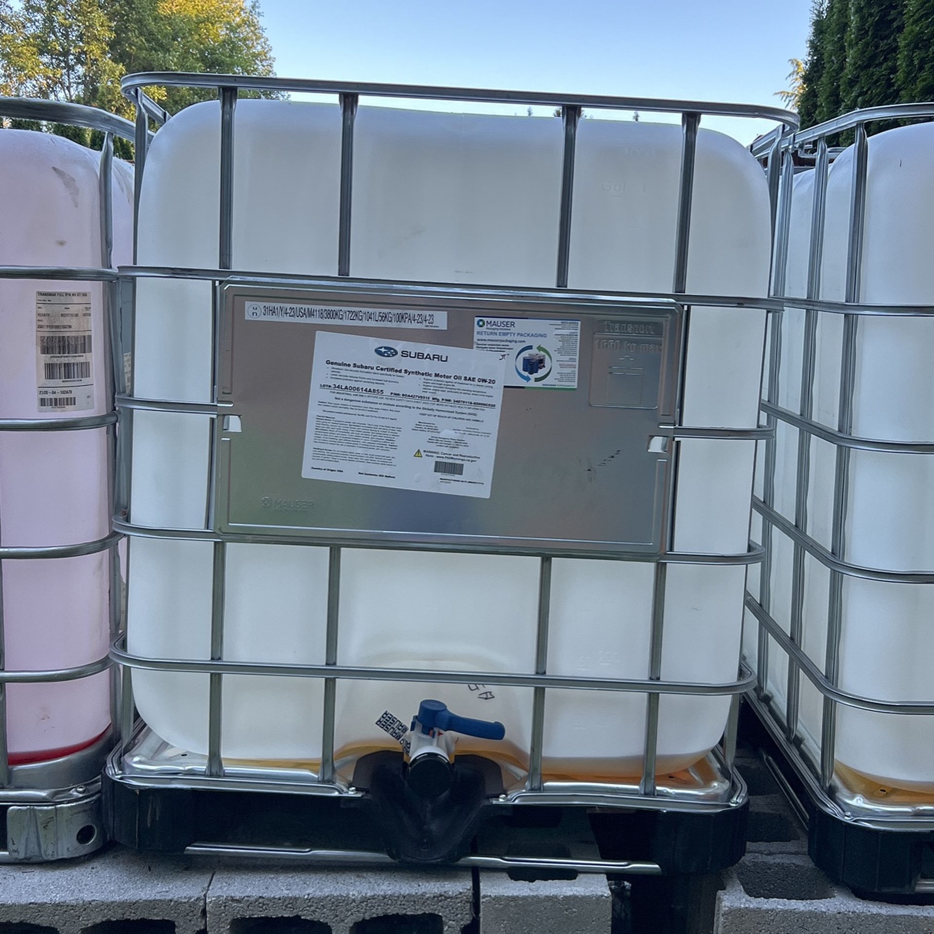 Oil USED TOTES Tanks