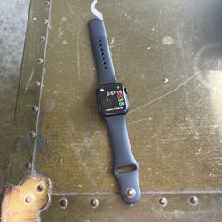 Apple Watch SE 2nd gen GPS + cellular
