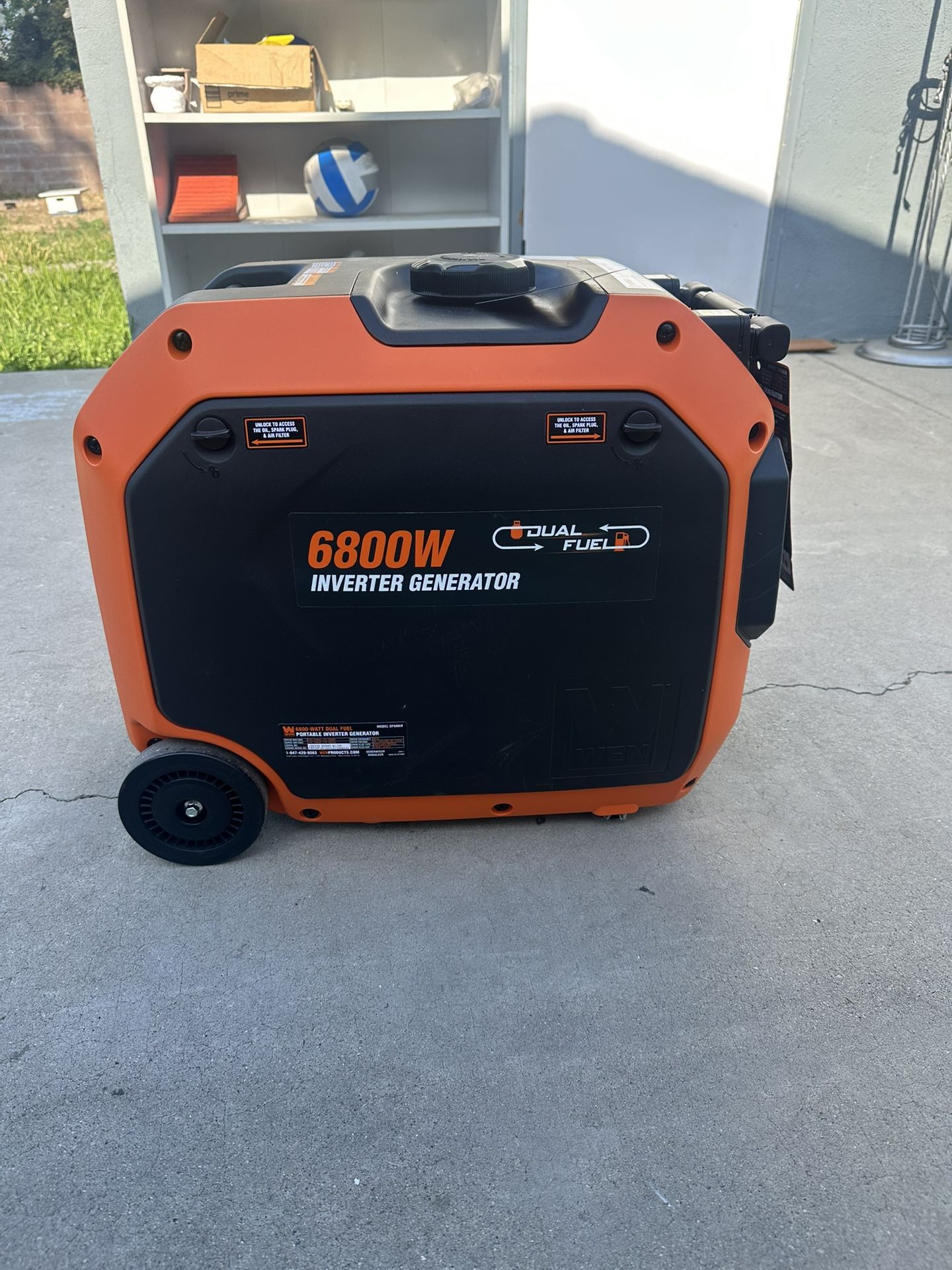WEN Quiet 6800-Watt Dual Fuel RV-Ready Electric Start Portable Inverter Generator with Fuel Shut Off and CO Watchdog for Electric Vehicle Backup (DF68