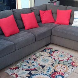 Like New Big Ashley Sectional Can Deliver 