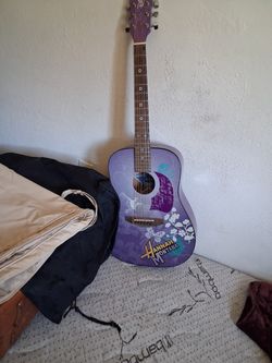 Disney Hannah Montana Acoustic Guitar