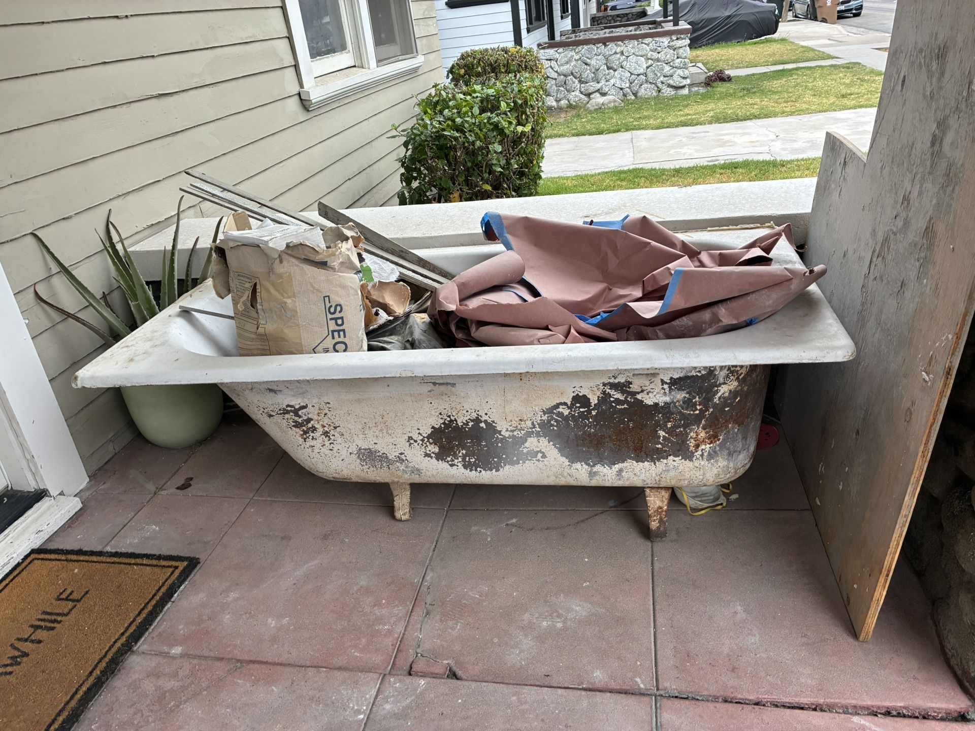 Cast iron Tub From 1922