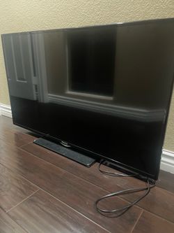 45” flatscreen TV