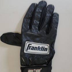 Brand new! Franklin Right Handed Batting Glove!  Adult lg!  Black and white!