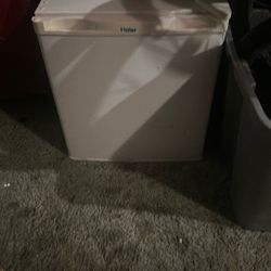 Mini Frig