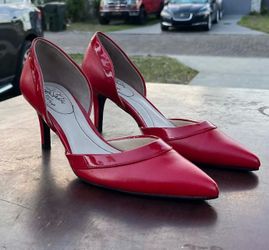 LifeStride "Soft System" Red Pointed Toe D'Orsay Heels - Size [ 8 ]