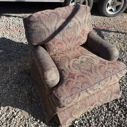 TWO DREXEL HERITAGE EASY CHAIRS $100