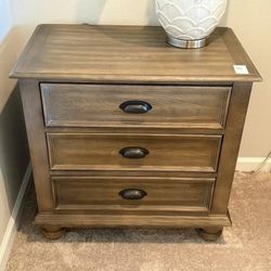 2PC Model Home Night Stands